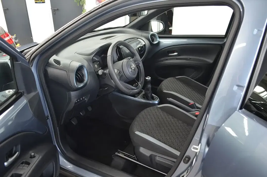 Toyota Aygo X Teamplayer - Thumbnail 13