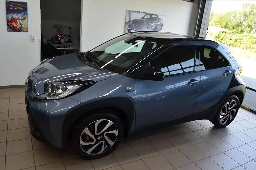 Toyota Aygo X Teamplayer - Thumbnail 4