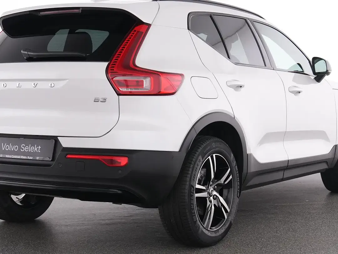 Volvo XC40 B3 Plus Dark - Thumbnail 9