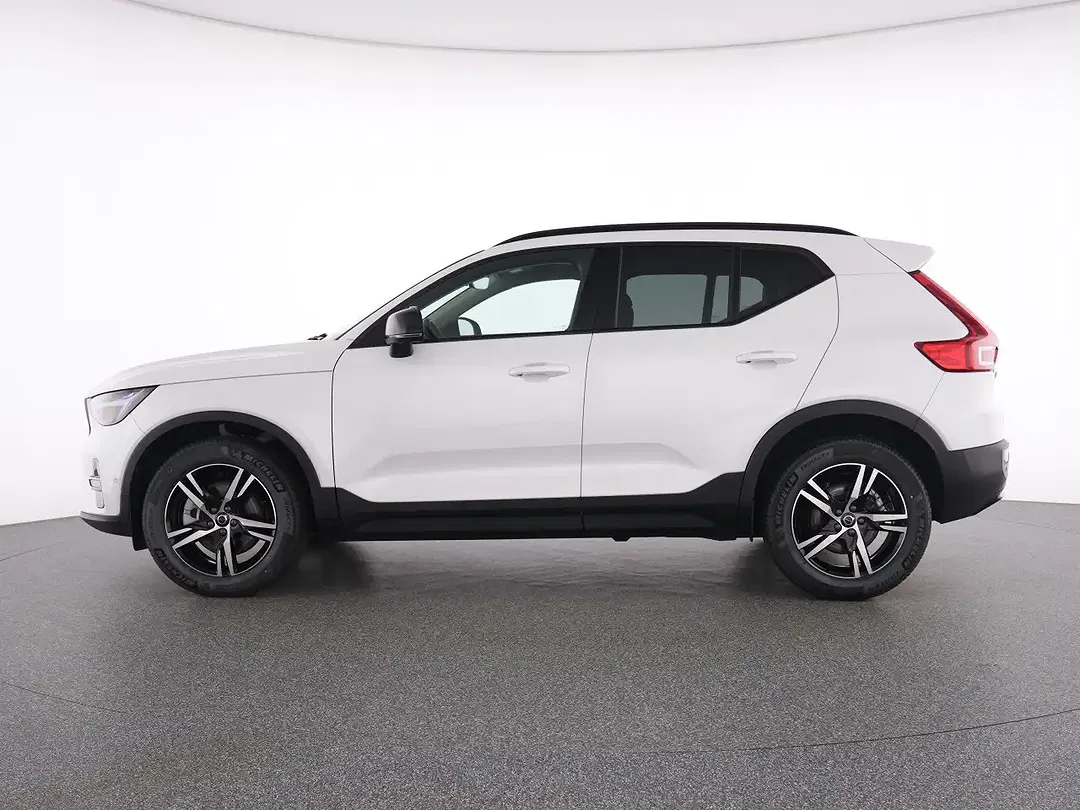 Volvo XC40 B3 Plus Dark - Thumbnail 10
