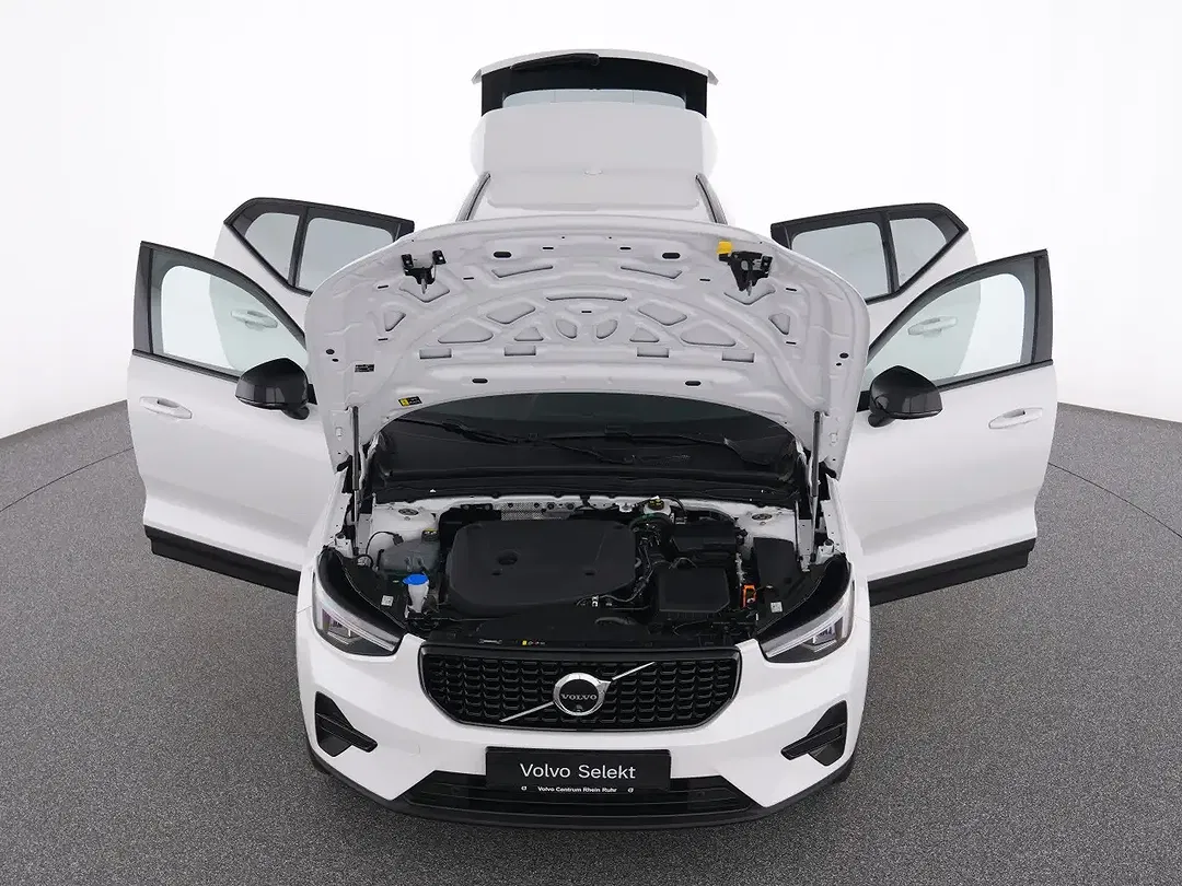 Volvo XC40 B3 Plus Dark - Thumbnail 12