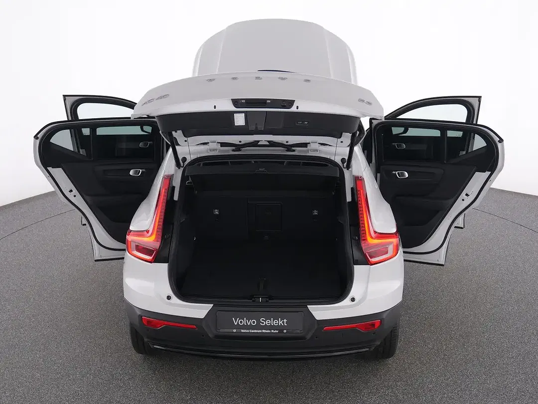 Volvo XC40 B3 Plus Dark - Thumbnail 13