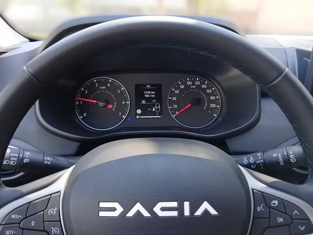 Dacia Jogger TCe Extreme - Thumbnail 6