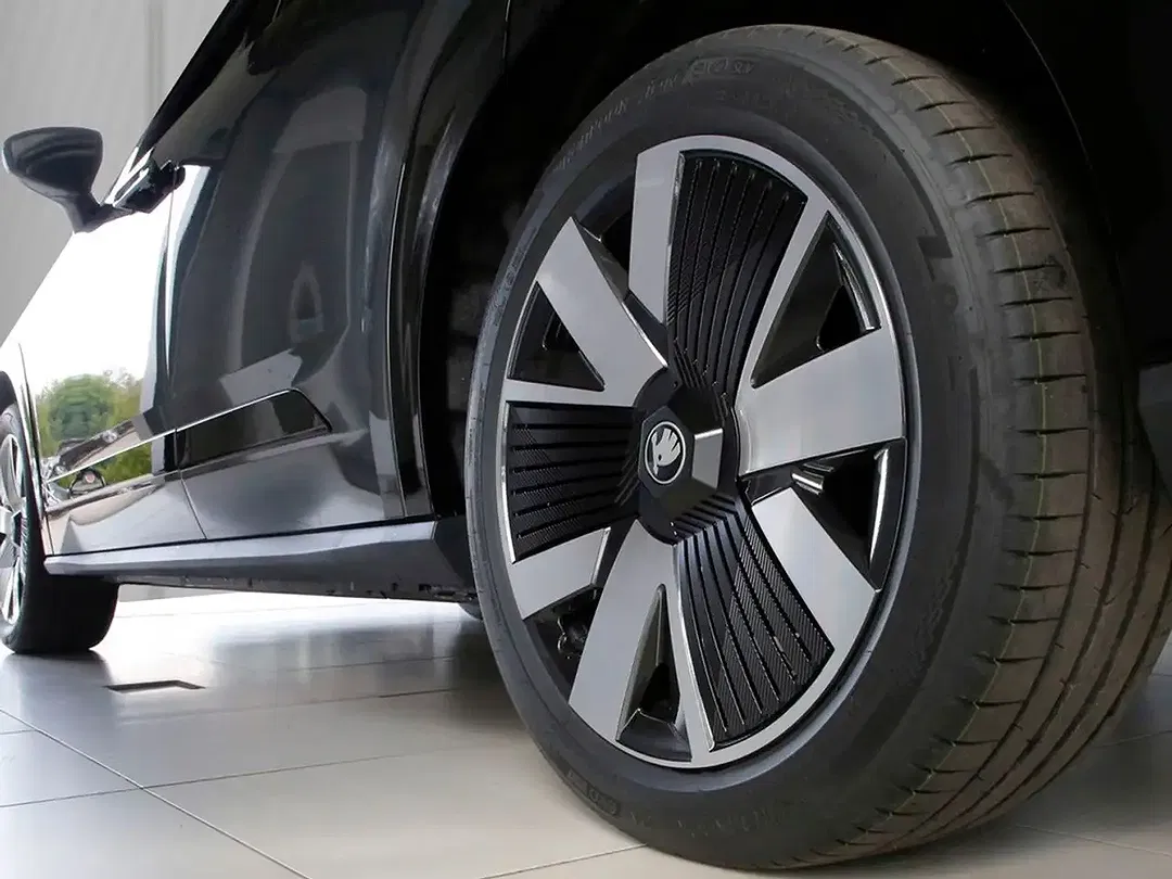 Skoda Peaq Selection Design SE L - Thumbnail 5