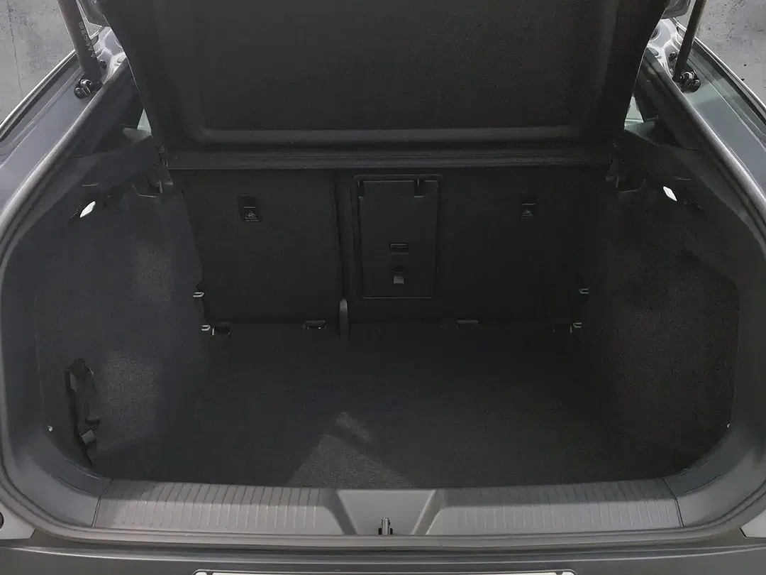 Volkswagen ID.5 Pro Performance - Thumbnail 12
