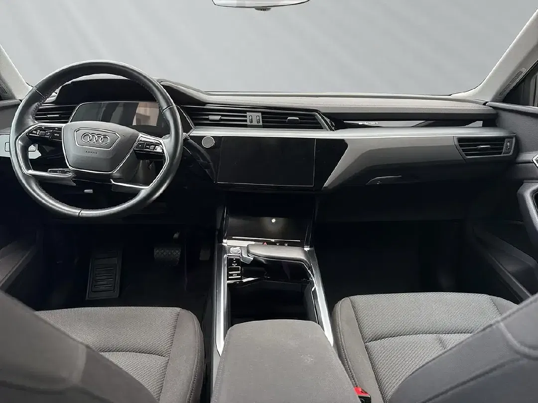 Audi e-tron 50 quattro Base - Thumbnail 12