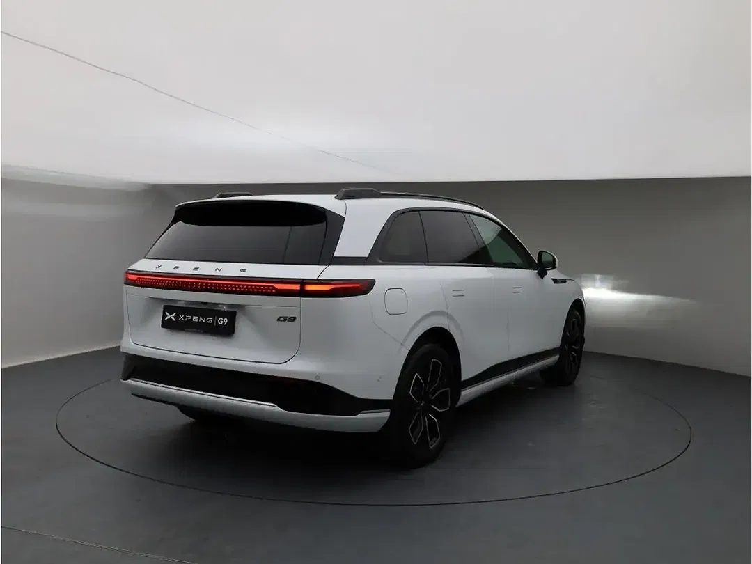 Xpeng G9 RWD Long Range MY2025 - Thumbnail 6