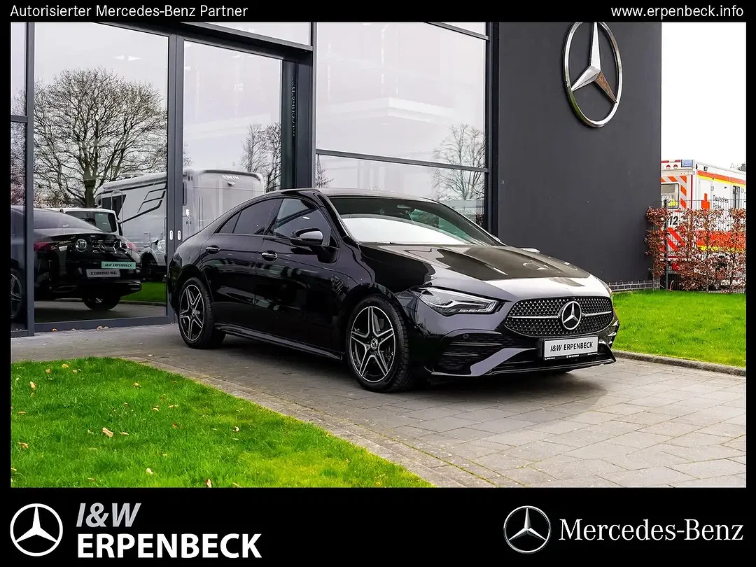 Mercedes-Benz CLA 200 AMG Night - Afbeelding 1
