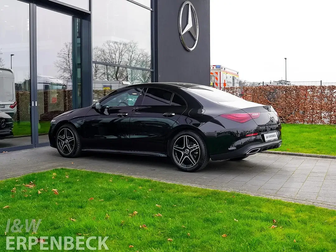 Mercedes-Benz CLA 200 AMG Night - Thumbnail 6