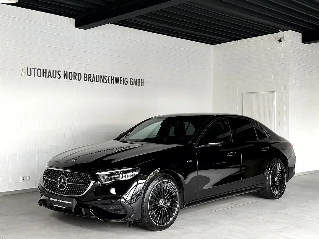 Mercedes-Benz E 300 AMG Line Night - Afbeelding 1