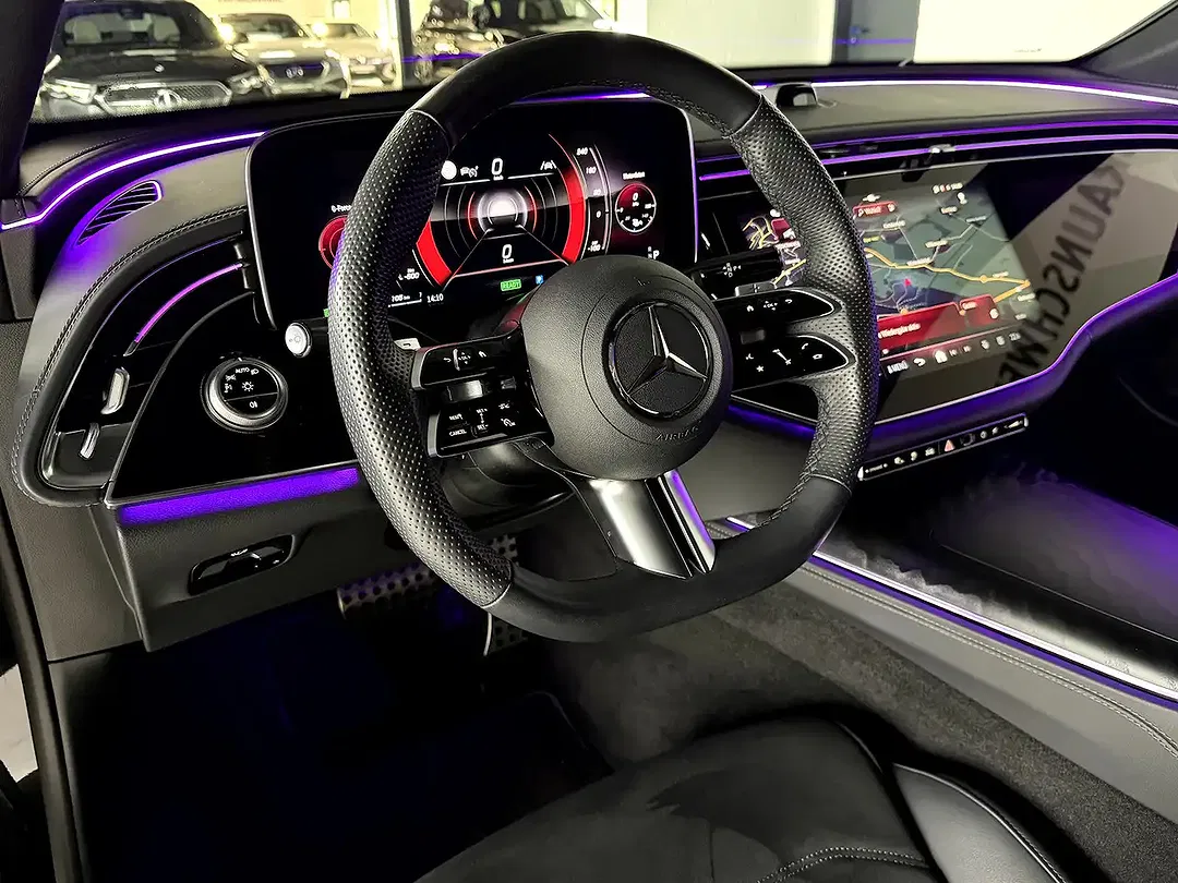 Mercedes-Benz E 300 AMG Line Night - Thumbnail 13