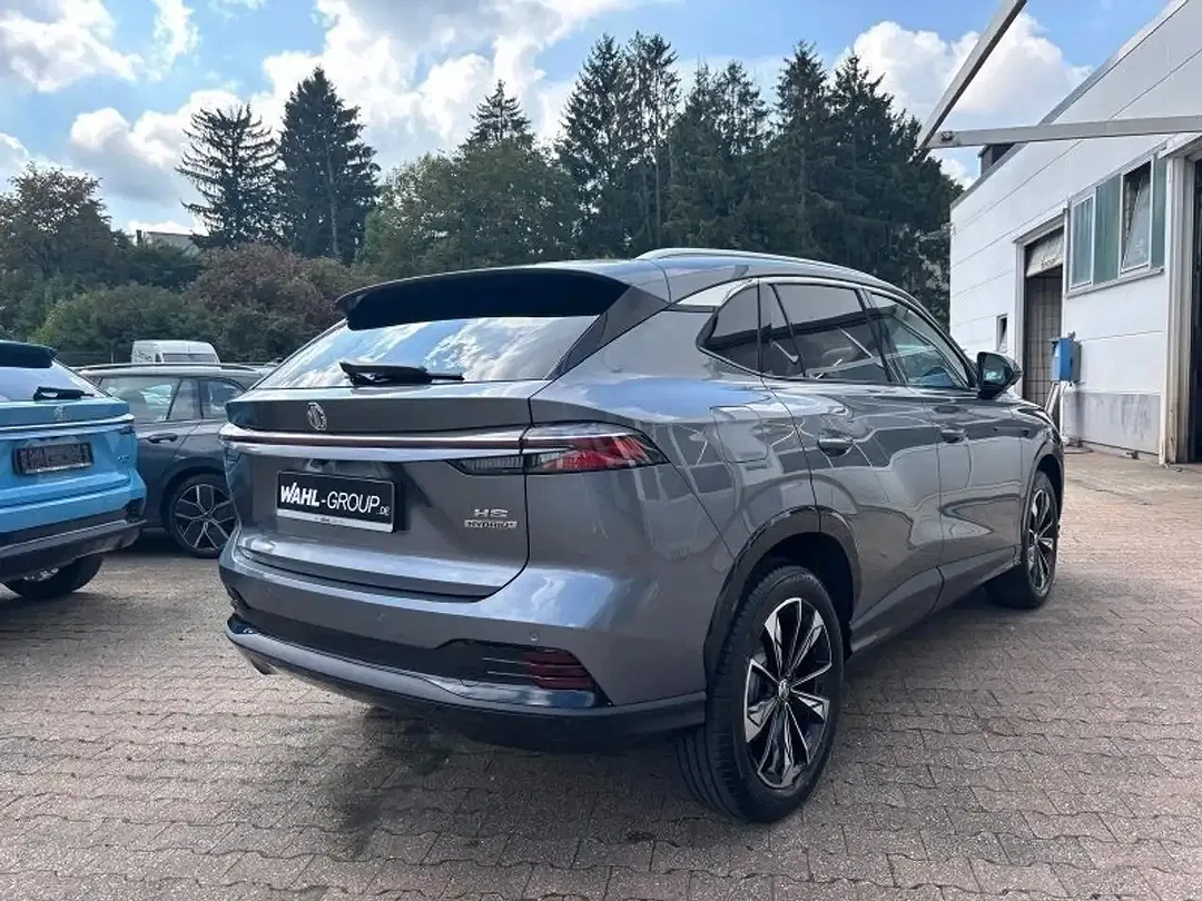 MG HS Hybrid Luxury - Thumbnail 3