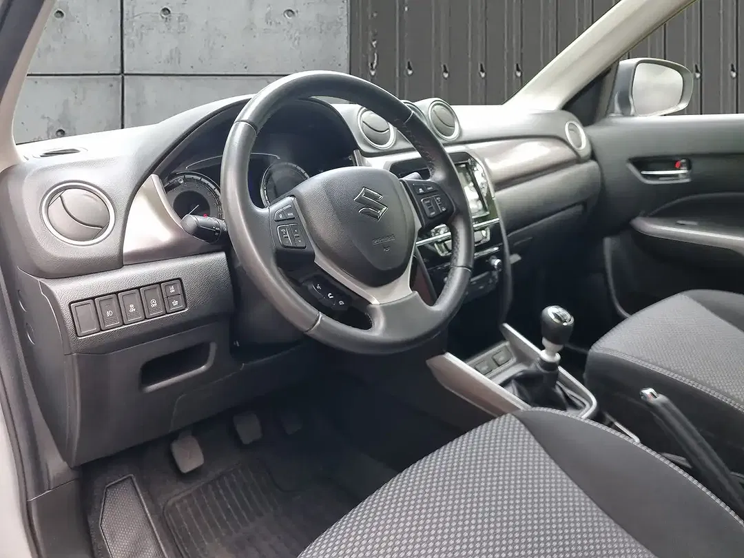 Suzuki Vitara MHEV 1.4 Turbo Comfort - Thumbnail 12