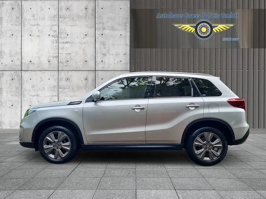Suzuki Vitara MHEV 1.4 Turbo Comfort - Thumbnail 4