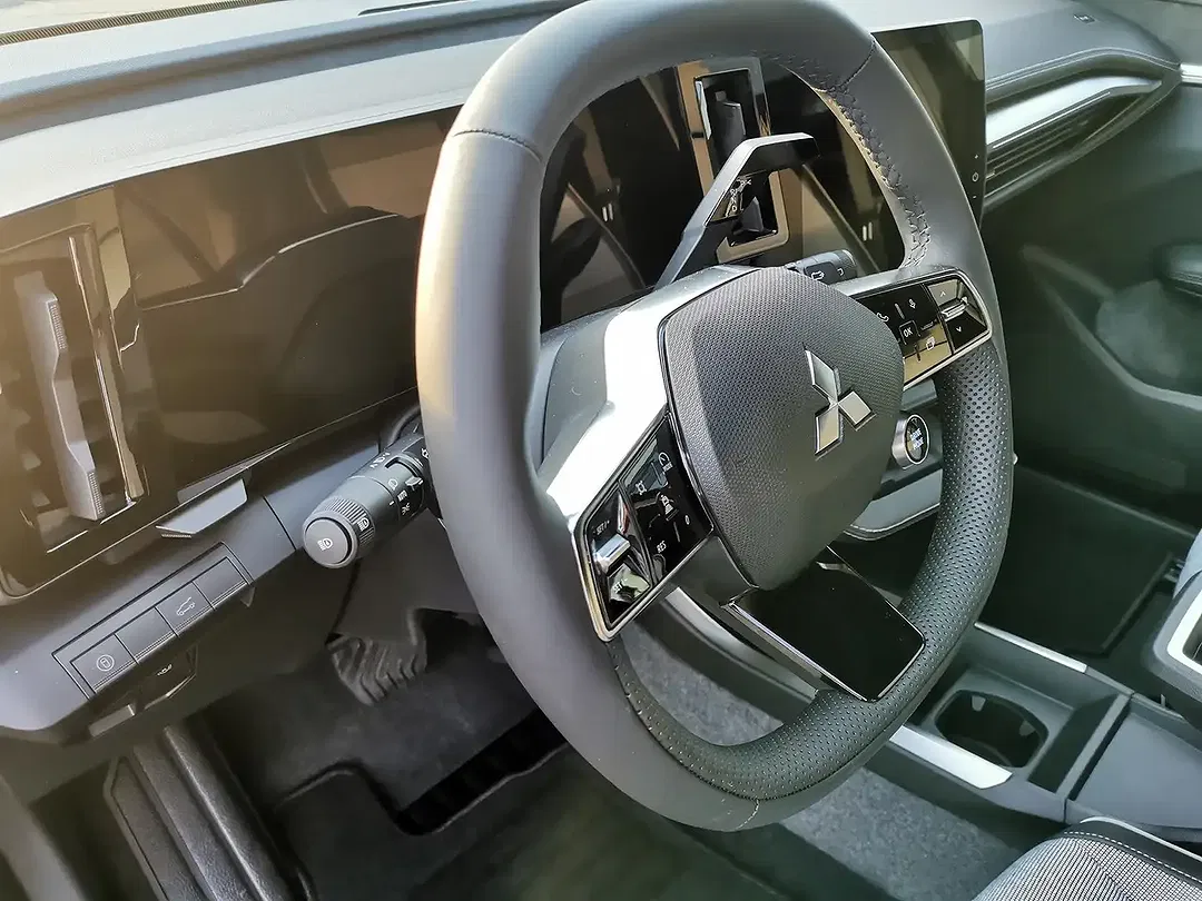 Mitsubishi Eclipse Cross Diamant Top - Thumbnail 10