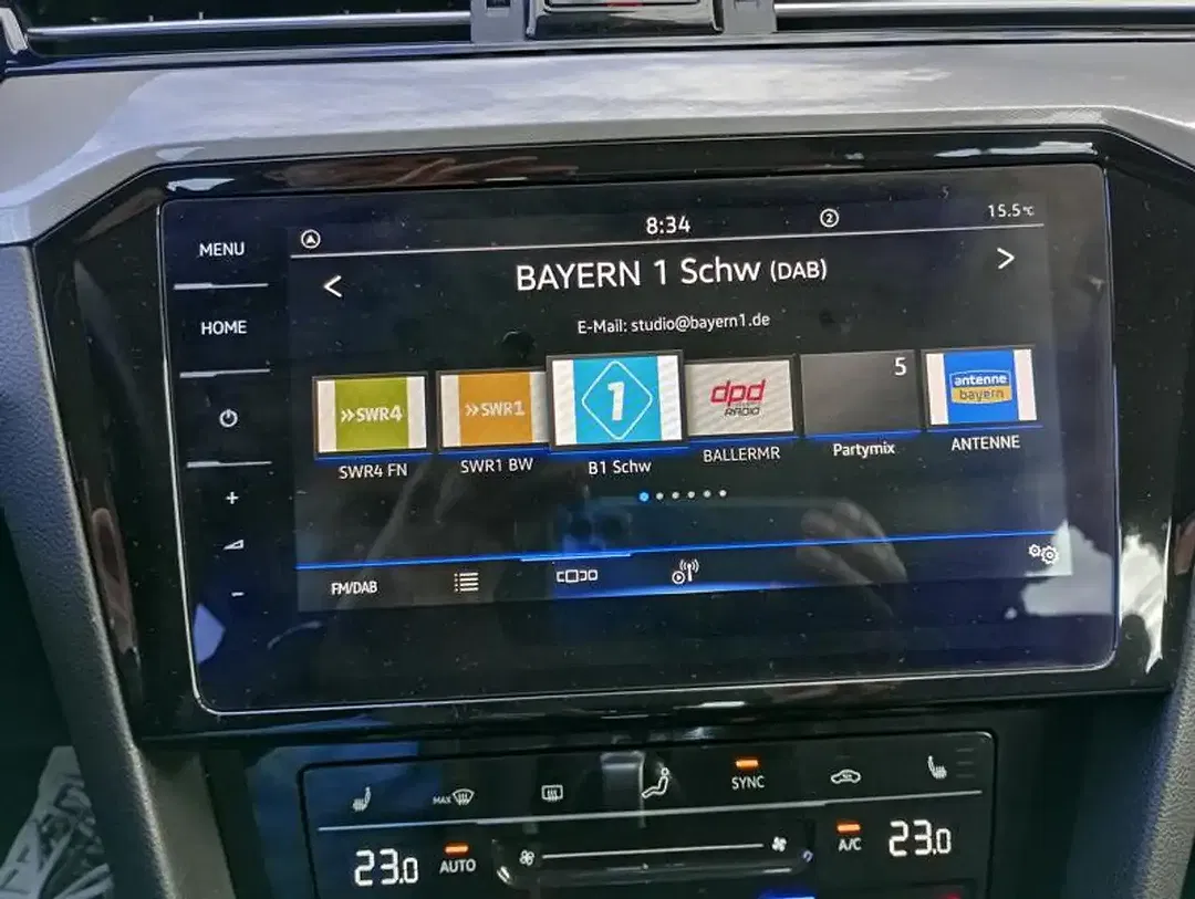 Volkswagen Passat Variant Business - Thumbnail 10
