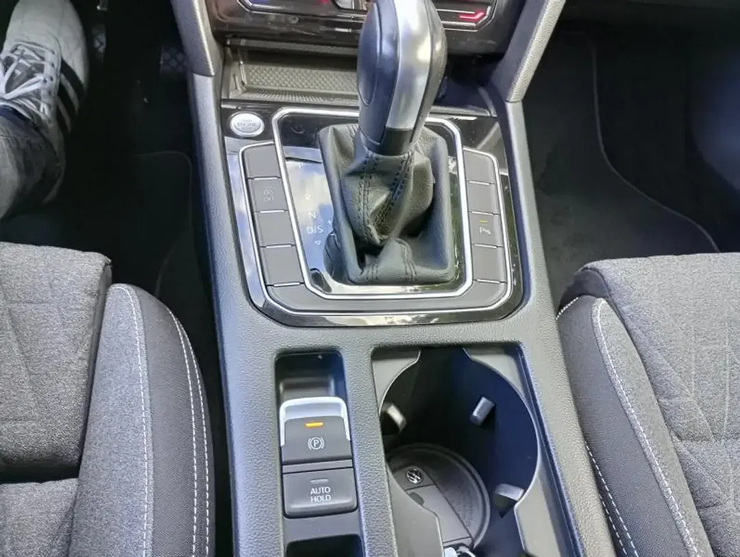 Volkswagen Passat Variant Business - foto 12