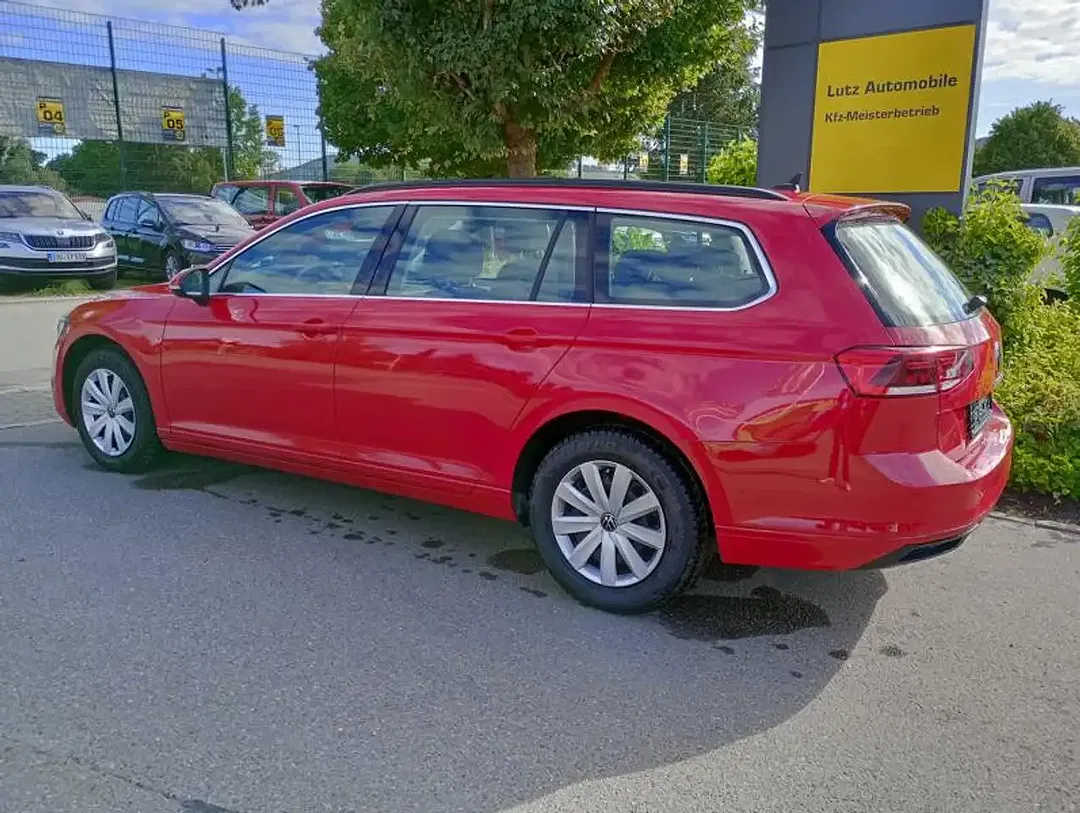 Volkswagen Passat Variant Business - foto 2