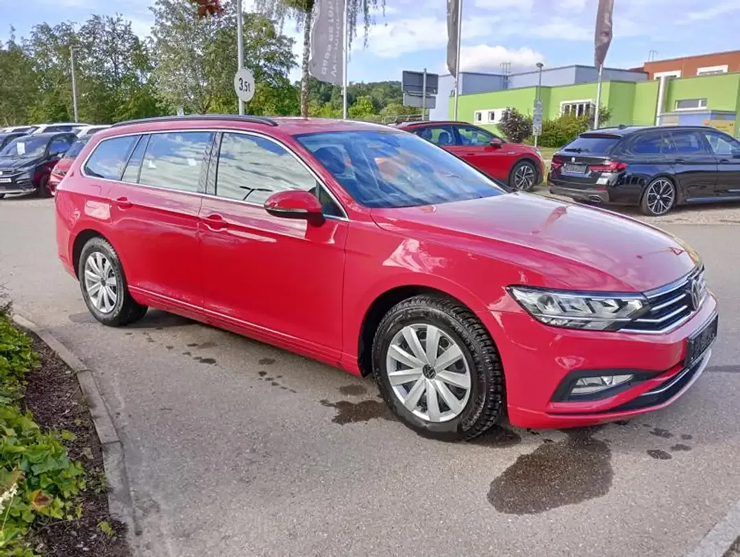 Volkswagen Passat Variant Business - Thumbnail 4