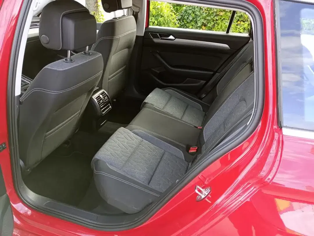 Volkswagen Passat Variant Business - Thumbnail 6