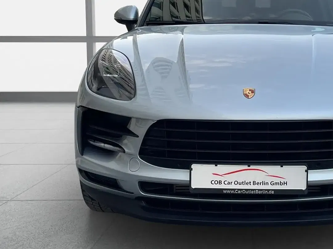 Porsche Macan - Thumbnail 13