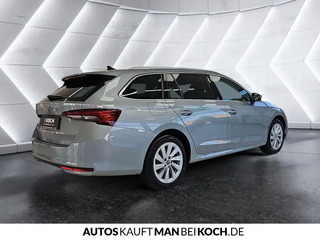 Skoda Octavia 1.5 TSI DSG Combi - Thumbnail 3