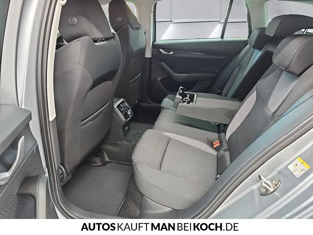 Skoda Octavia 1.5 TSI DSG Combi - Thumbnail 6