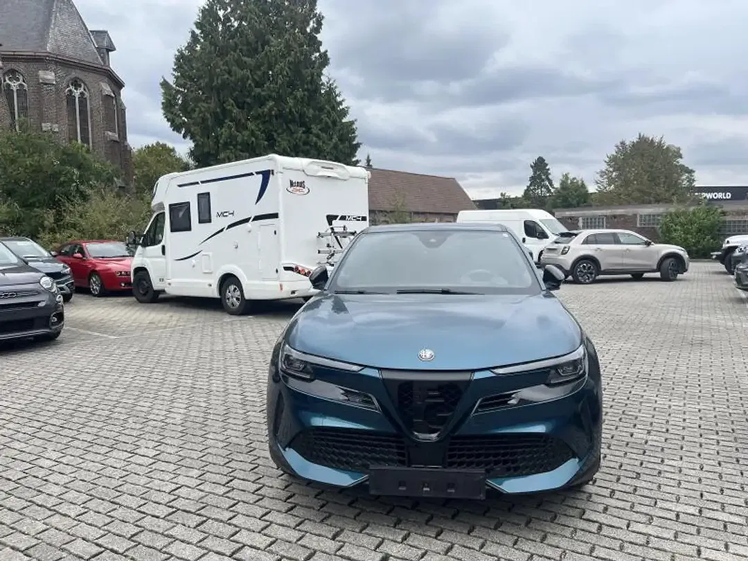 Alfa Romeo Junior BEV Speciale - foto 2
