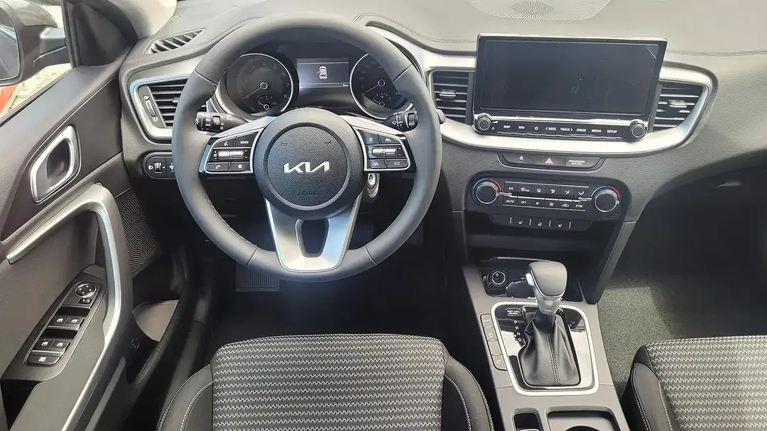 Kia XCeed - Thumbnail 8