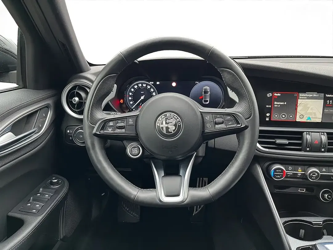 Alfa Romeo Giulia 2.0 Turbo Q4 Veloce - Thumbnail 13