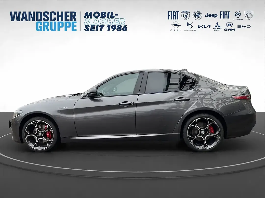 Alfa Romeo Giulia 2.0 Turbo Q4 Veloce - Thumbnail 4
