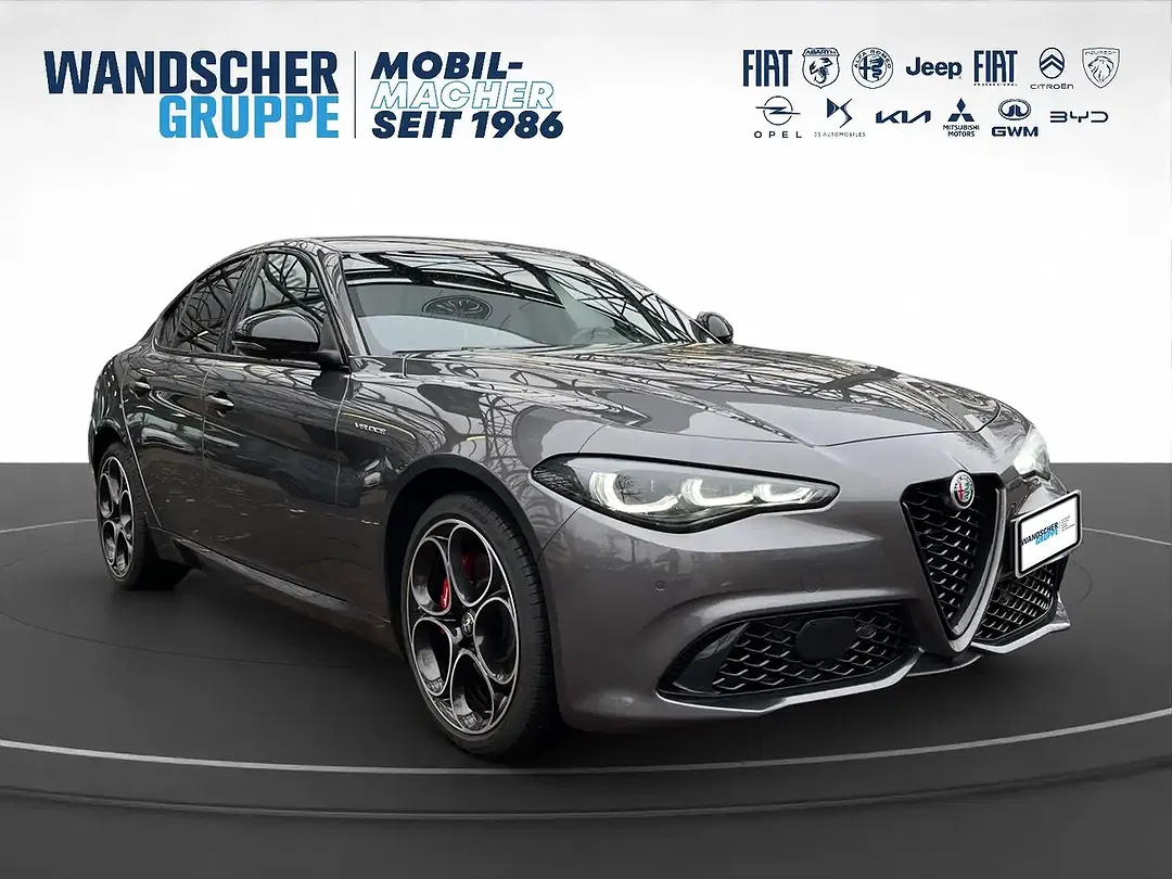 Alfa Romeo Giulia 2.0 Turbo Q4 Veloce - Thumbnail 9