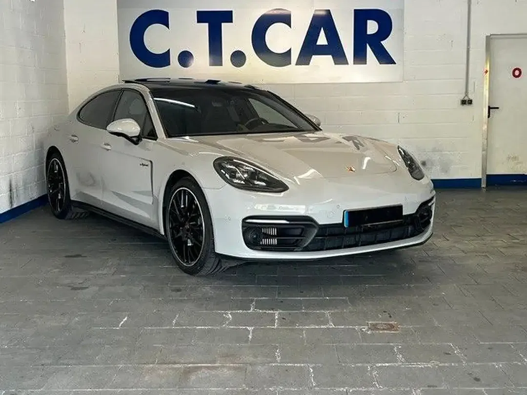Porsche Panamera E-Hybrid 4 Edition - foto 1