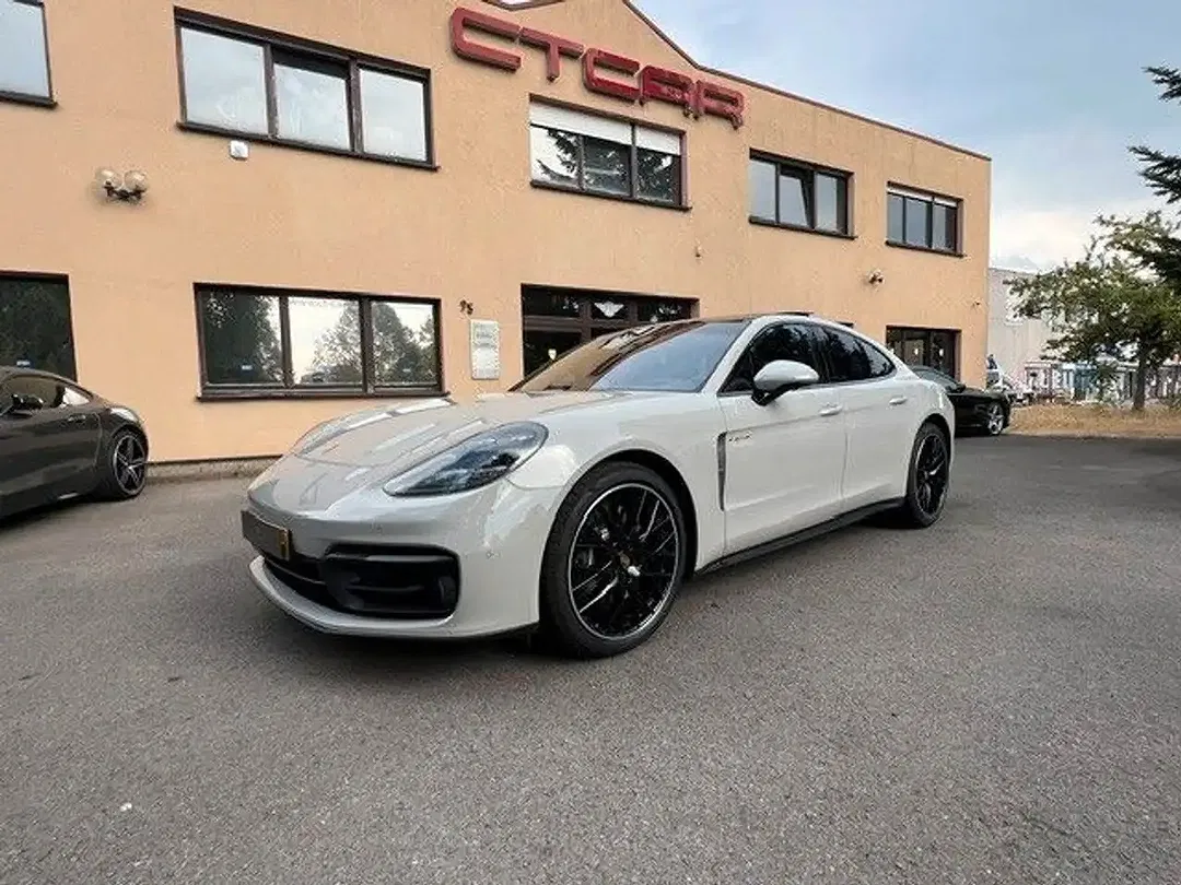 Porsche Panamera E-Hybrid 4 Edition - foto 15