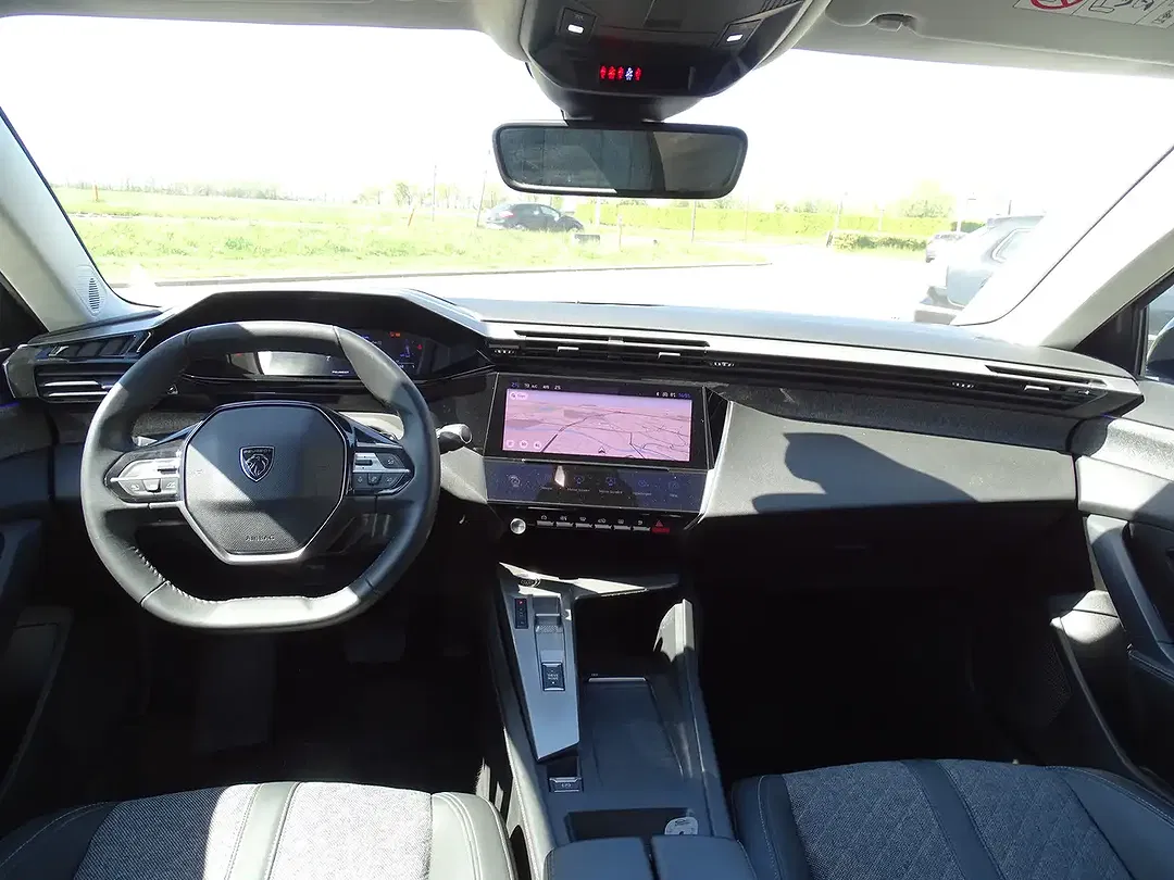 Peugeot 408 PureTech Allure - Thumbnail 13