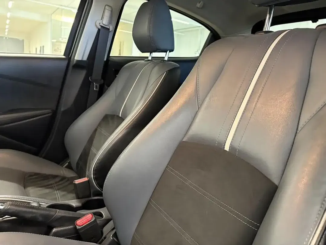 Mazda 2 Active - Thumbnail 11