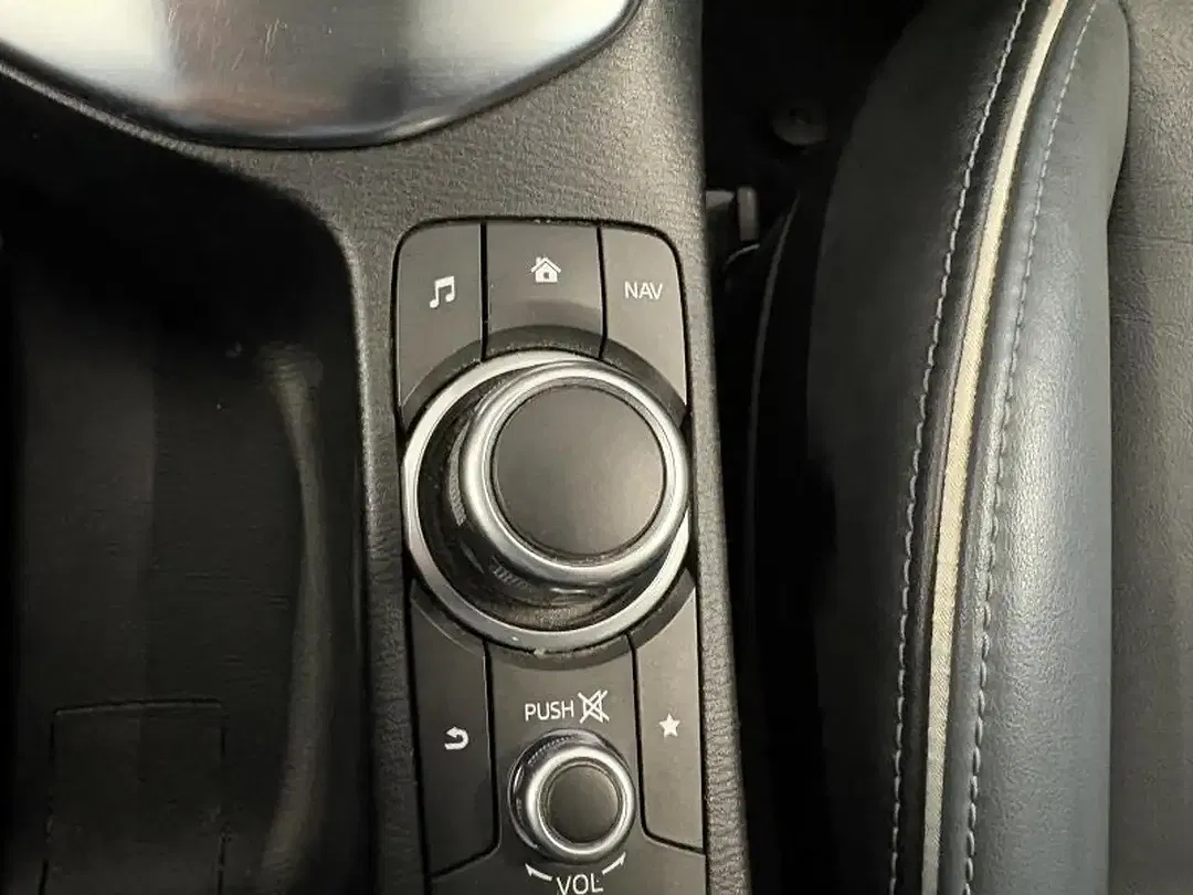 Mazda 2 Active - Thumbnail 14