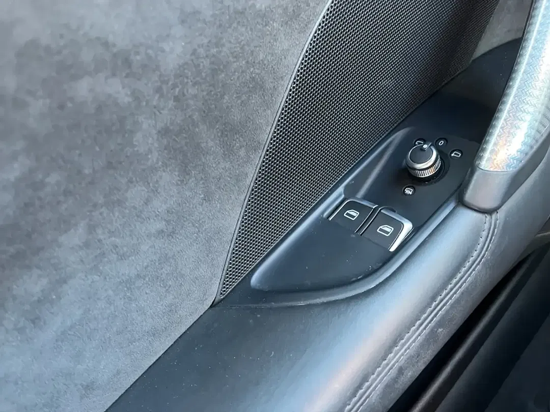 Audi TT RS 2.5 TFSI quattro Base Coupe - Thumbnail 8