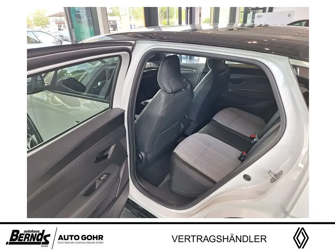 Renault Megane E-Tech Comfort Techno - Thumbnail 9