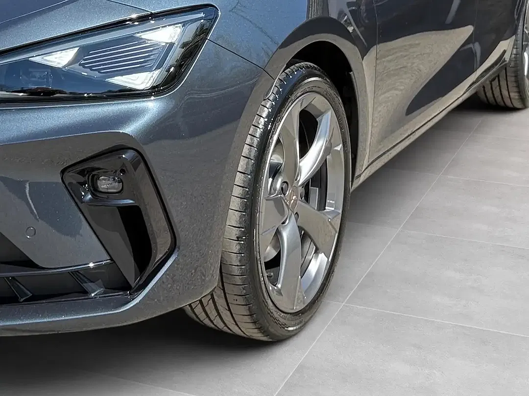 CUPRA Leon 2.0 TSI DSG 4Drive Sportstourer - Thumbnail 3