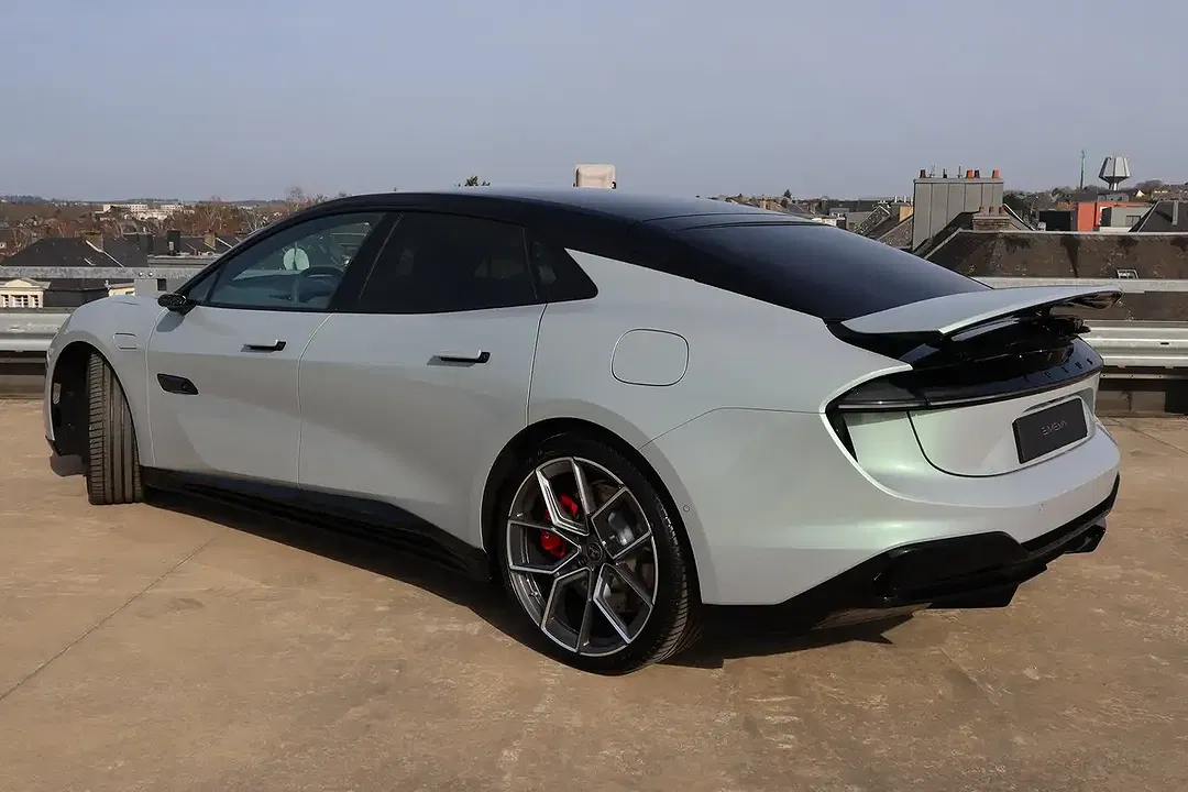 Lotus Emeya S - Thumbnail 4