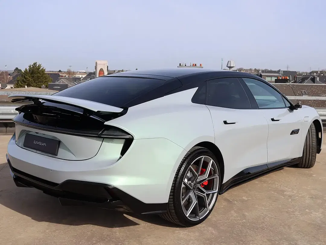 Lotus Emeya S - Thumbnail 6