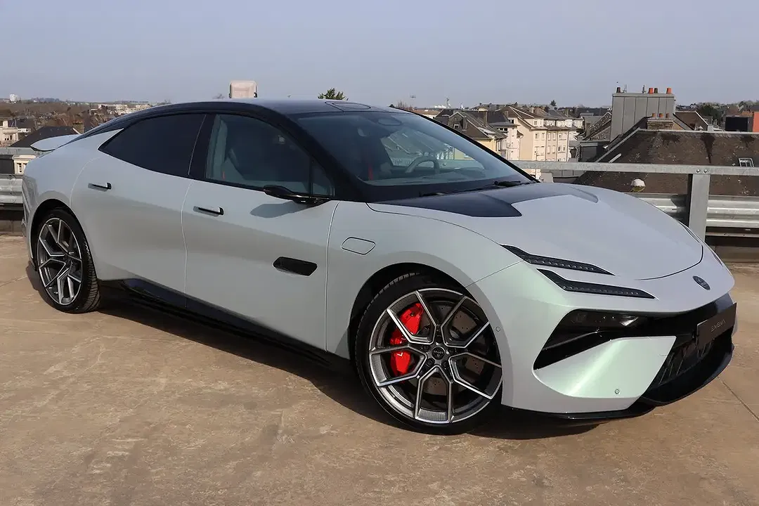 Lotus Emeya S - Thumbnail 8
