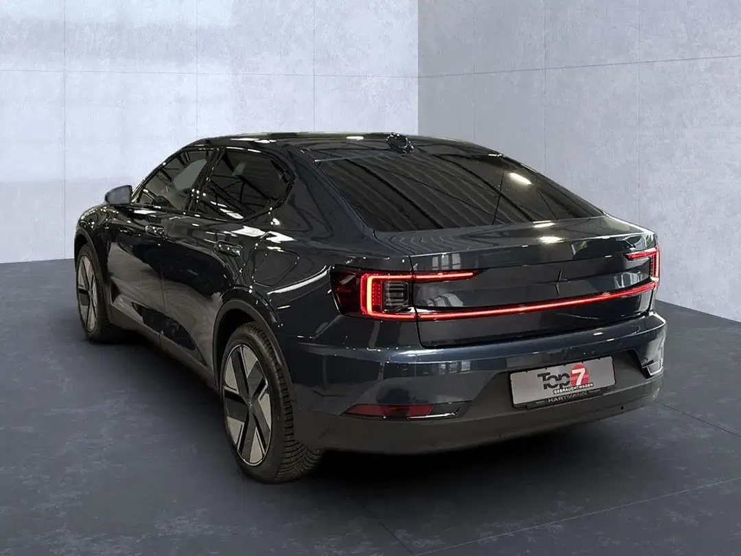 Polestar 2 Long Range - Thumbnail 3