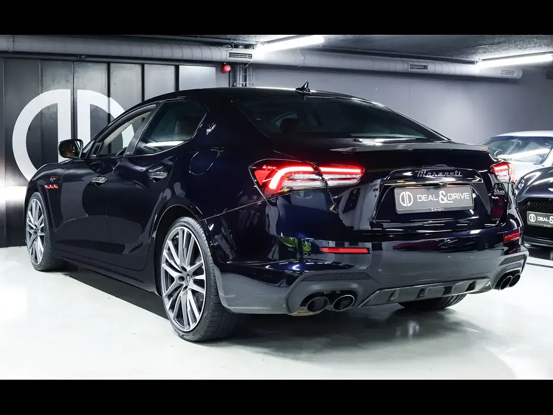 Maserati Ghibli 3.8 V8 Trofeo - Thumbnail 3