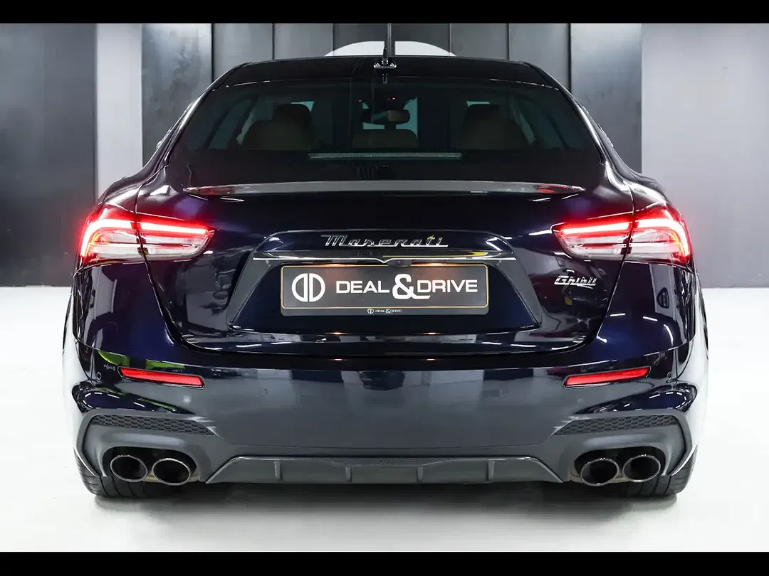 Maserati Ghibli 3.8 V8 Trofeo - Thumbnail 4