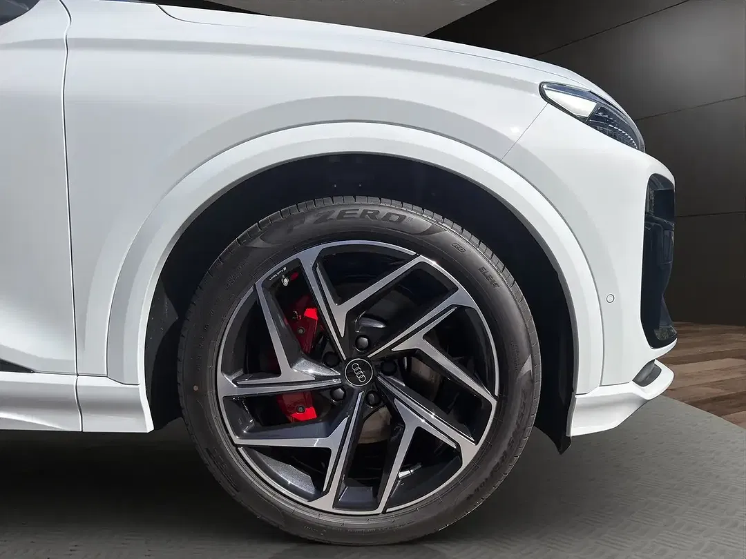 Audi SQ6 e-tron quattro - Thumbnail 6