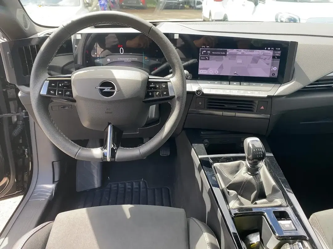 Opel Astra 1.2 Turbo GS - Thumbnail 10