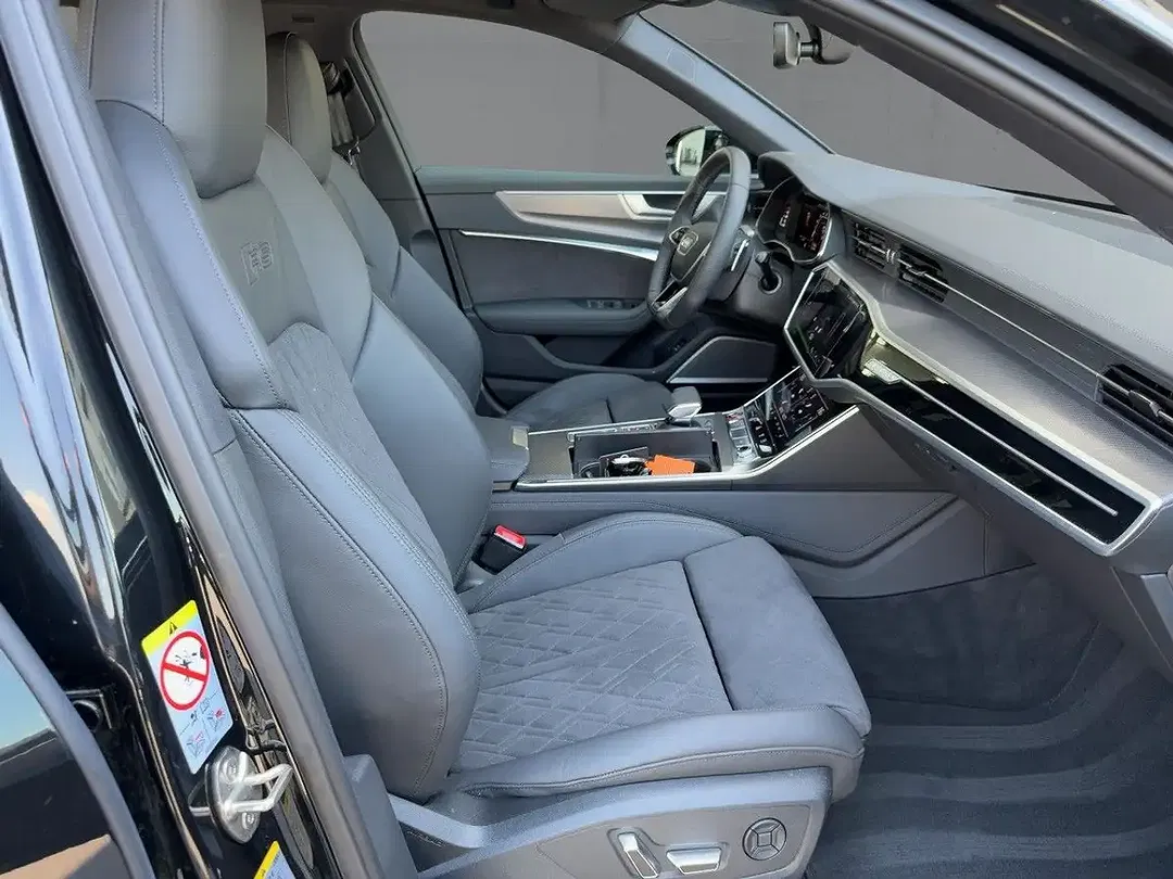 Audi RS6 TFSI quattro Avant - Thumbnail 11