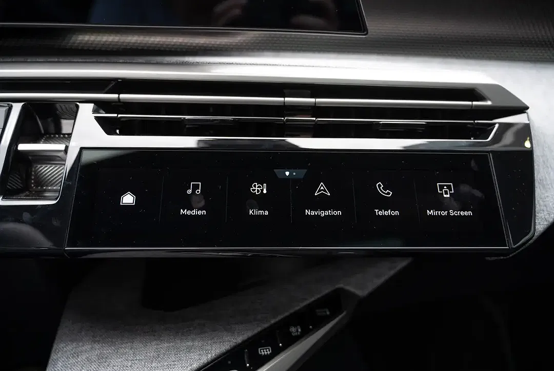 Peugeot 5008 145 e-DSC6 Hybrid GT - Thumbnail 9